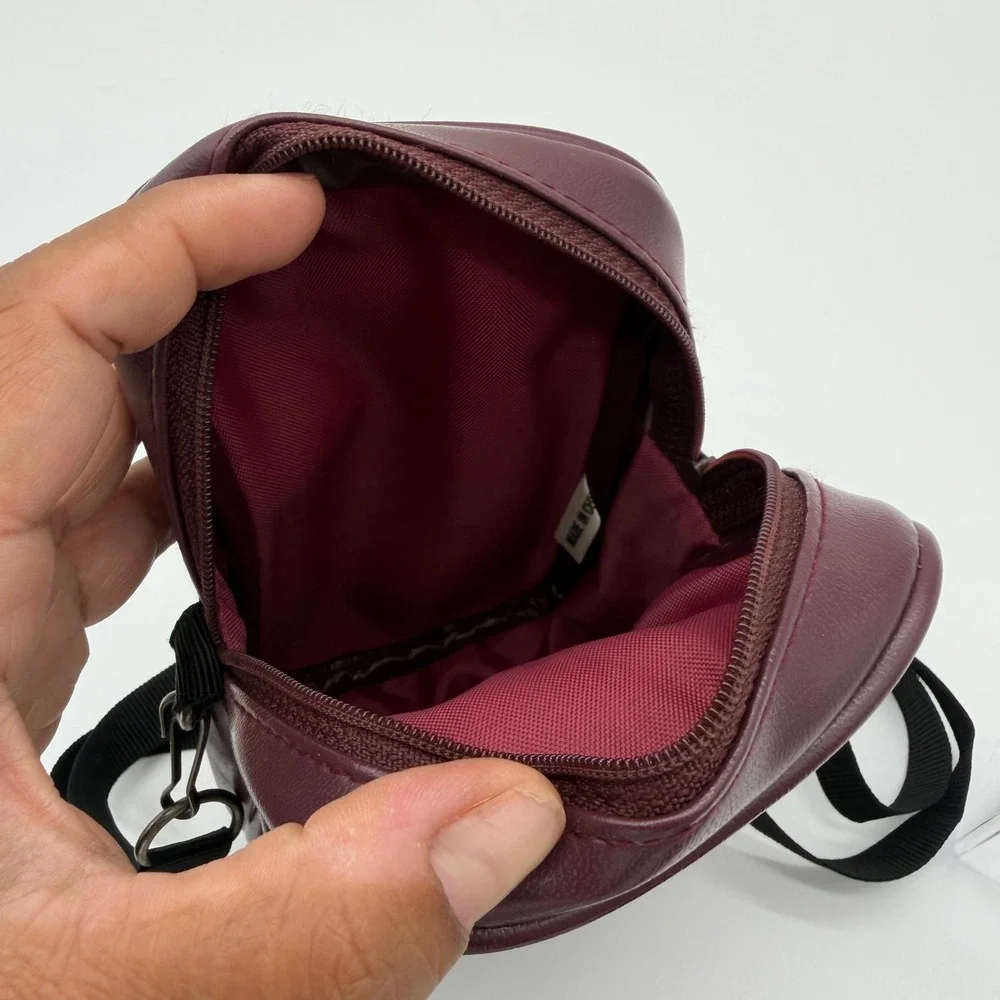 Pentax IQZoom 900 35mm Film Camera 38-90mm Zoom Lens Case Manual Strap